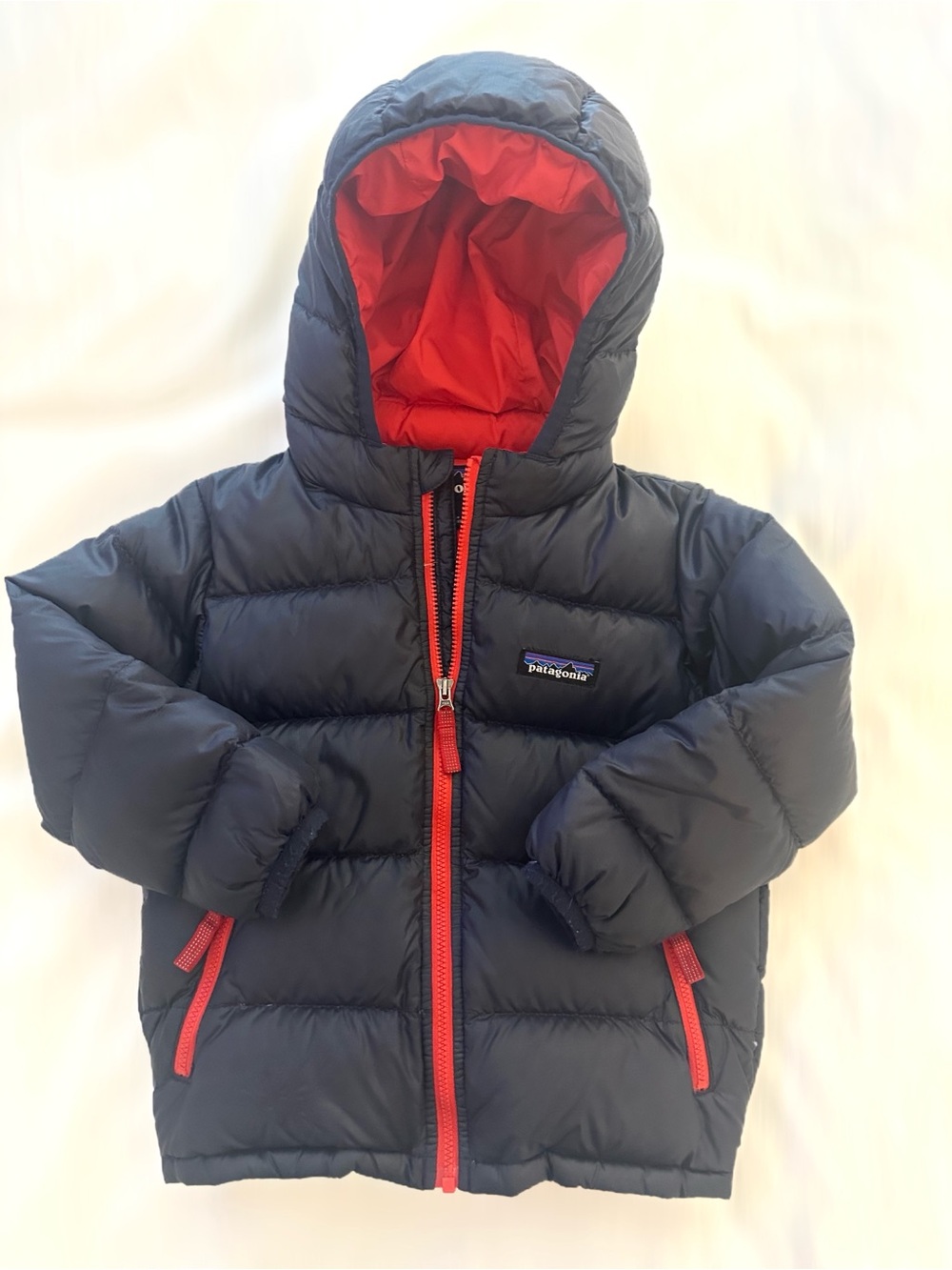 Patagonia Toddler Hi-Loft Down Sweater Jacket in Navy w/ Red Zipper